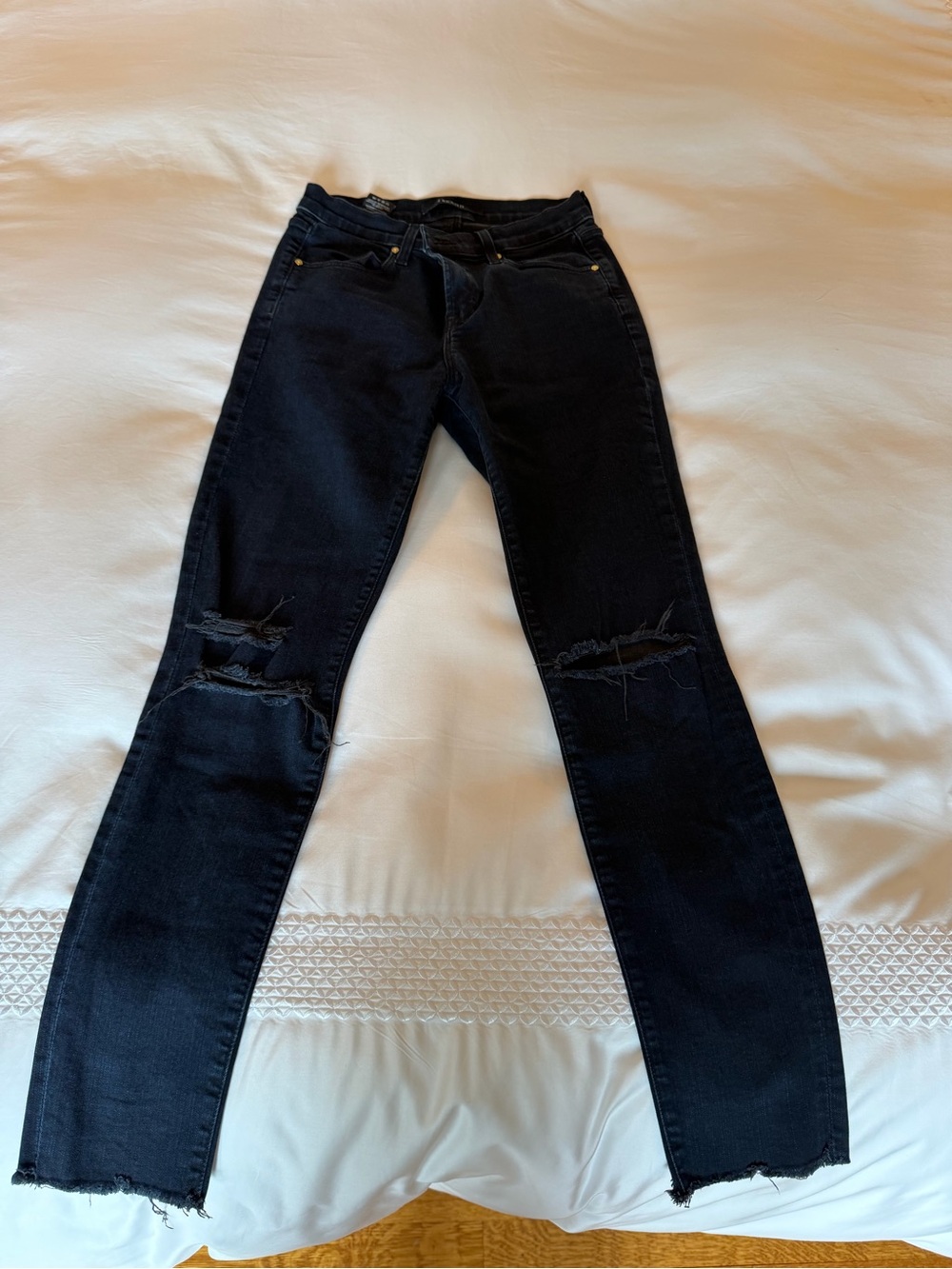 J Brand black Distressed Women's Skinny Jeans